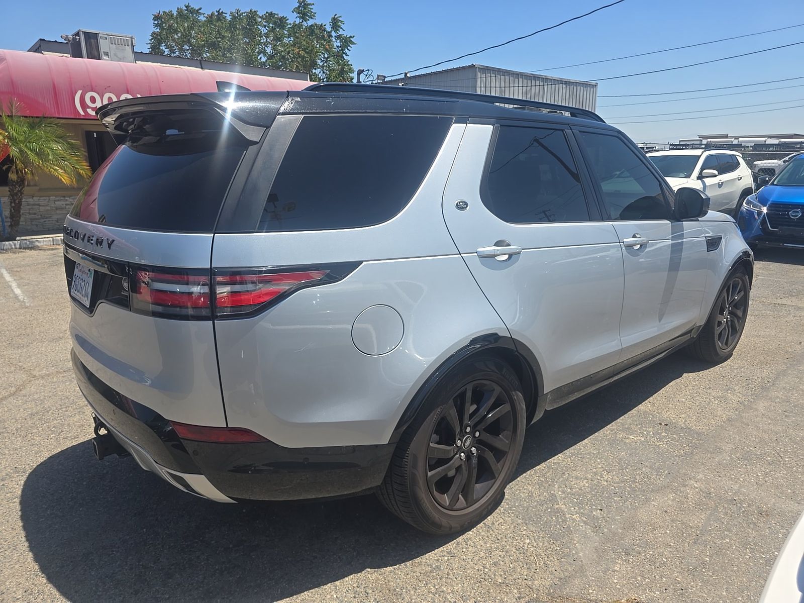 2020 Land Rover Discovery Landmark Edition AWD