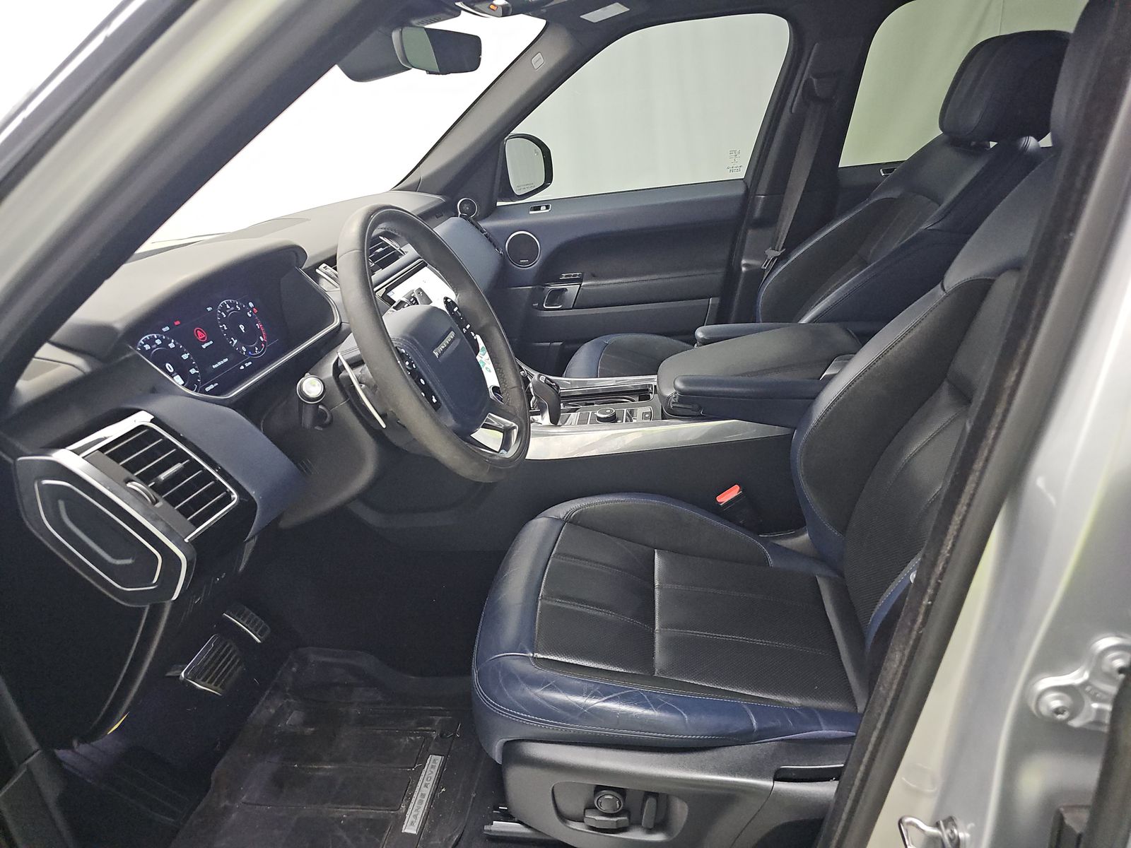 2020 Land Rover Range Rover Sport HST AWD