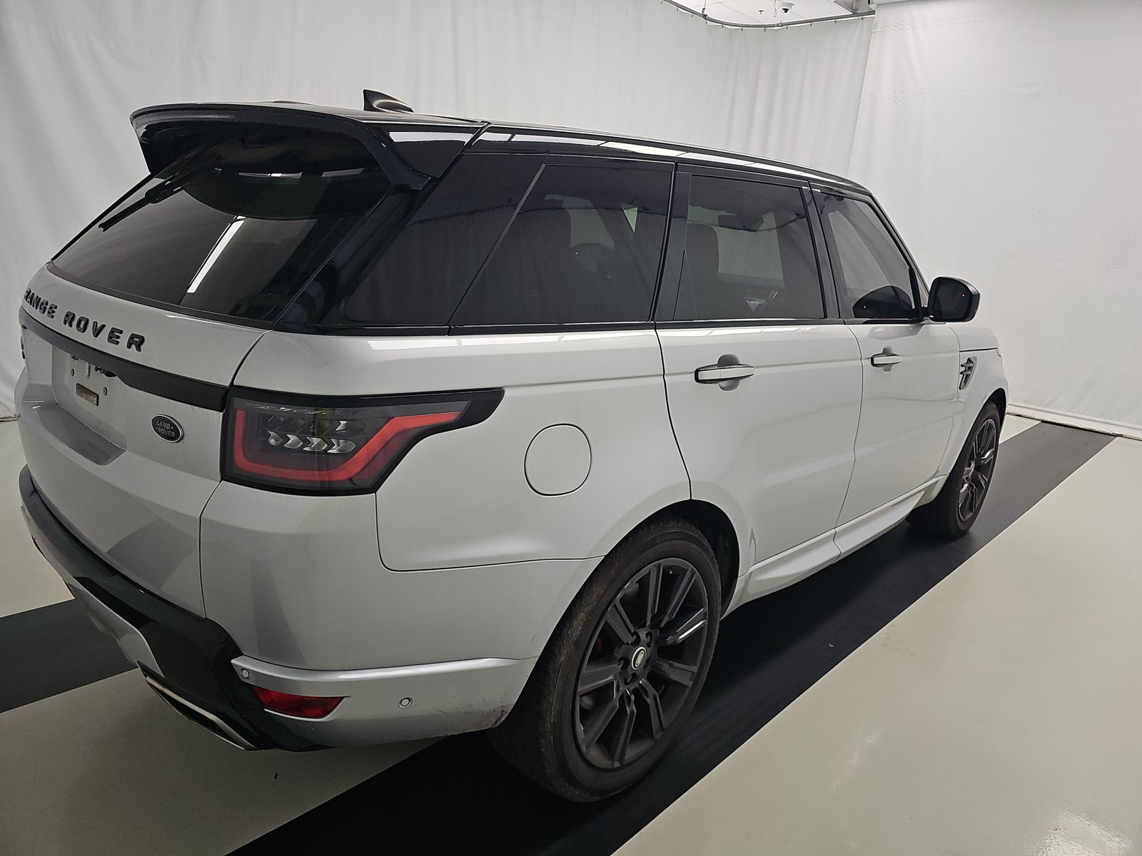 2020 Land Rover Range Rover Sport HST AWD