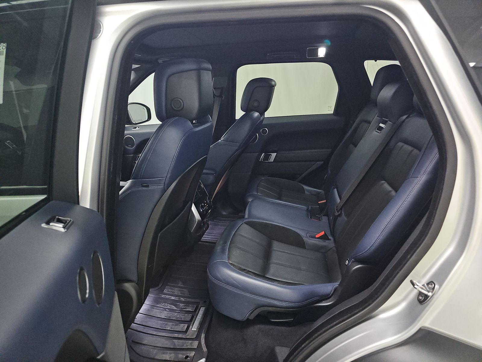 2020 Land Rover Range Rover Sport HST AWD