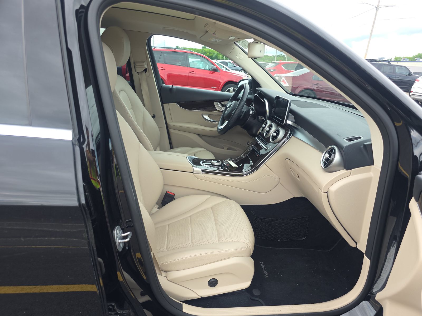 2019 Mercedes-Benz GLC GLC 300 AWD