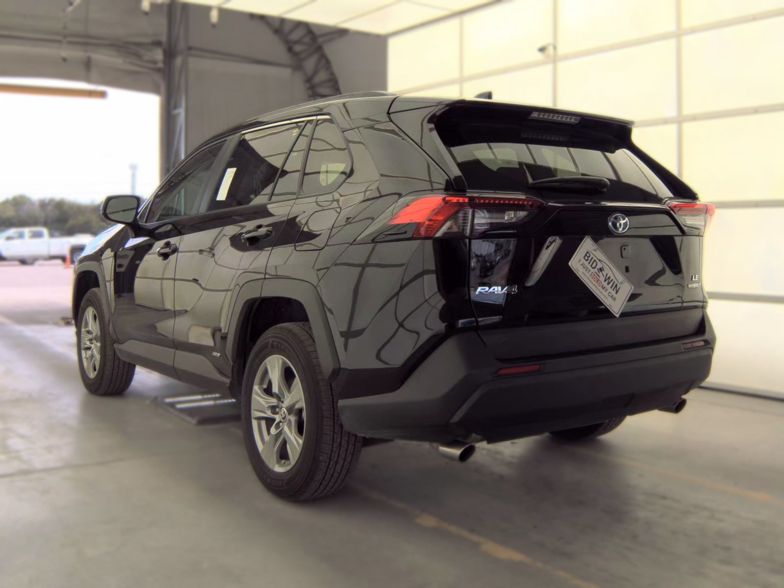 2024 Toyota RAV4 Hybrid LE AWD