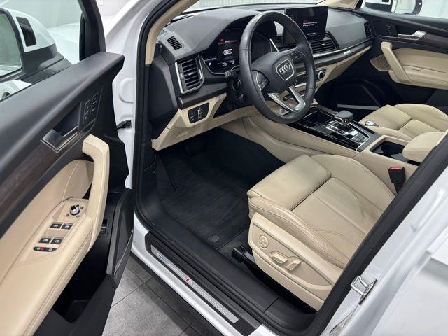 2024 Audi Q5 S line Premium Plus AWD