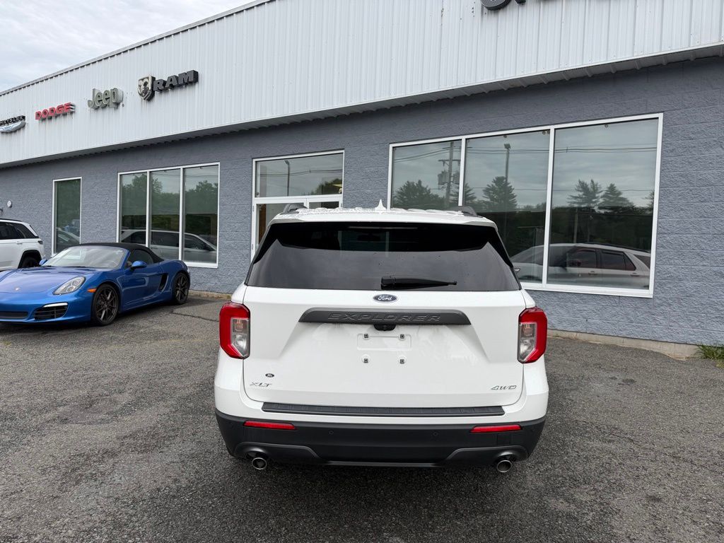 2022 Ford Explorer XLT AWD