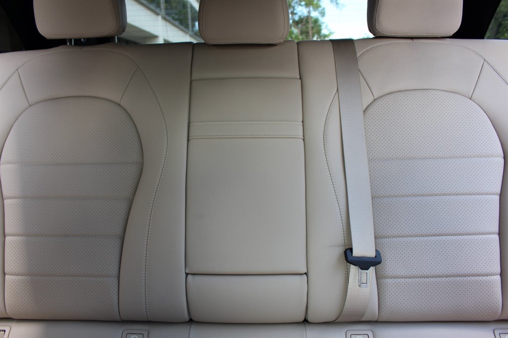2021 Mercedes-Benz GLC GLC 300 AWD