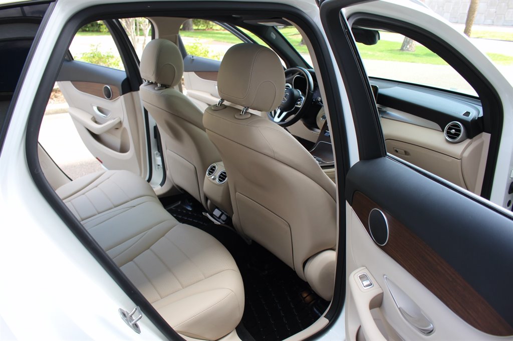 2021 Mercedes-Benz GLC GLC 300 AWD