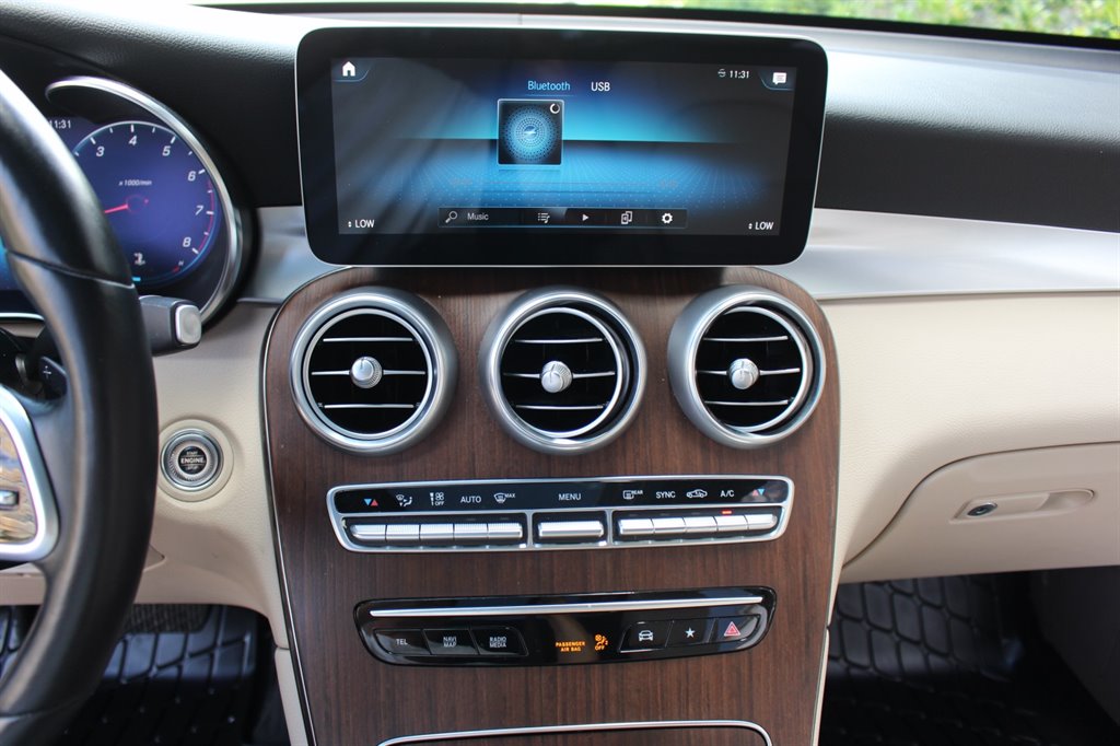 2021 Mercedes-Benz GLC GLC 300 AWD