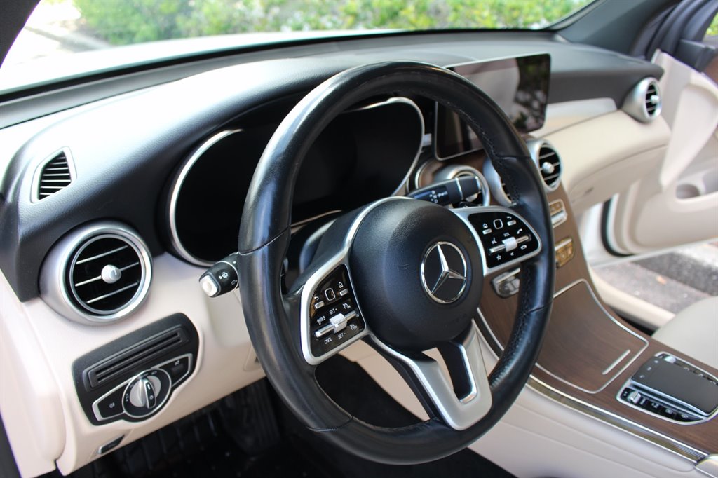2021 Mercedes-Benz GLC GLC 300 AWD