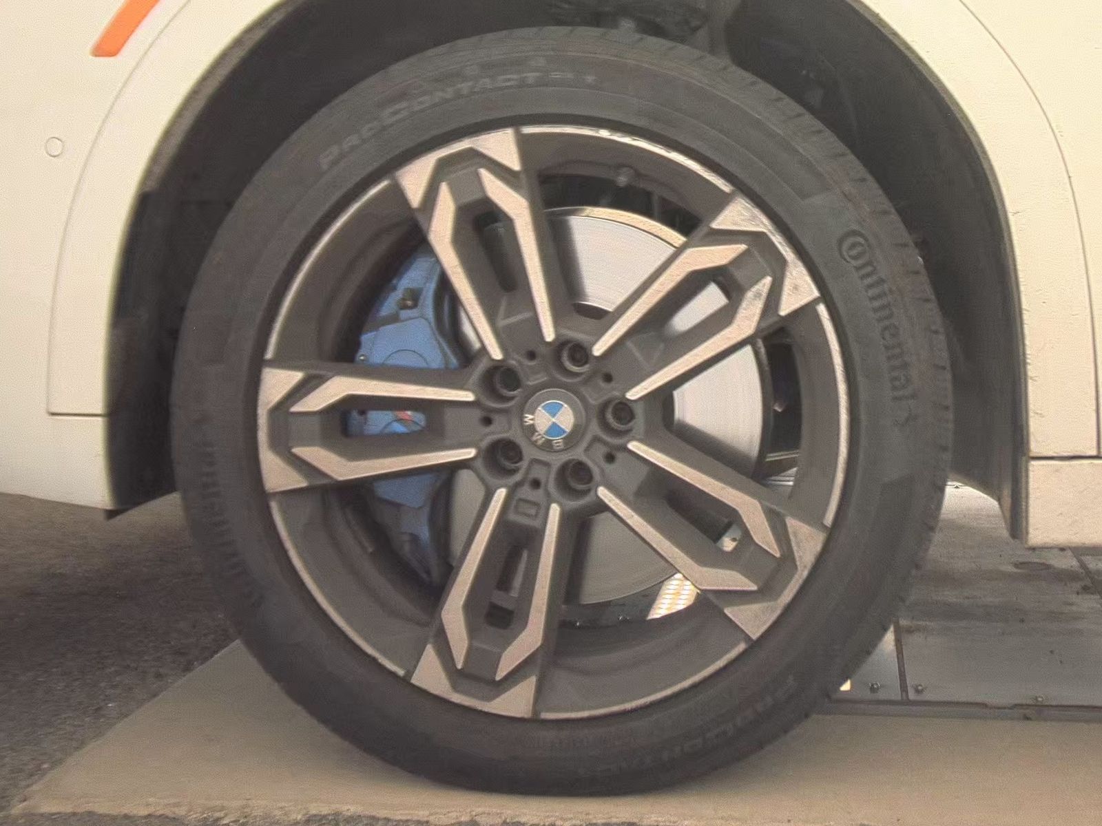2026 BMW X2 xDrive28i AWD