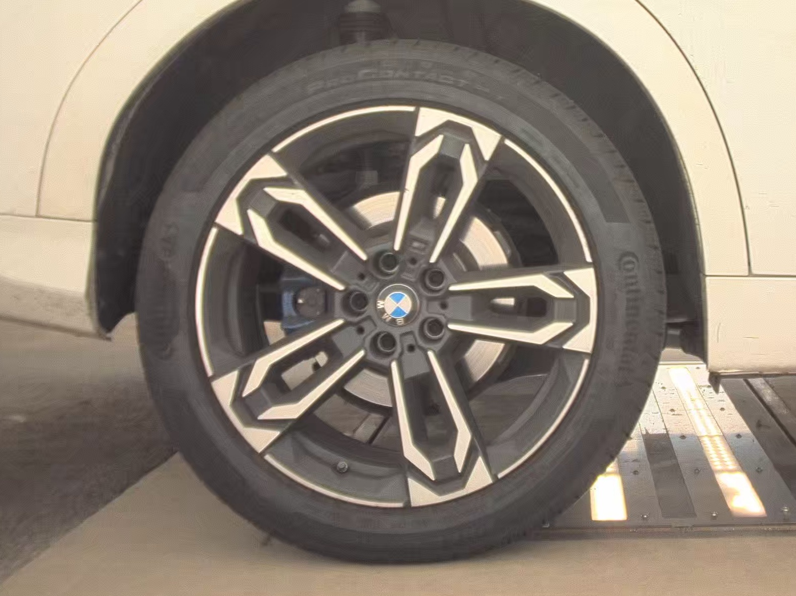 2026 BMW X2 xDrive28i AWD