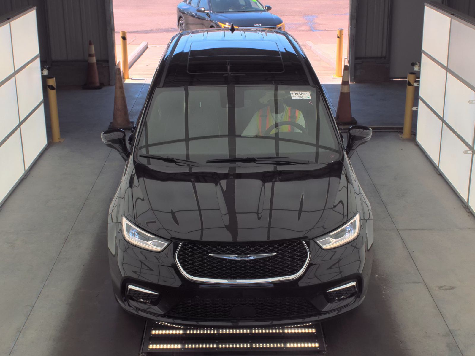 2026 Chrysler Pacifica Limited FWD