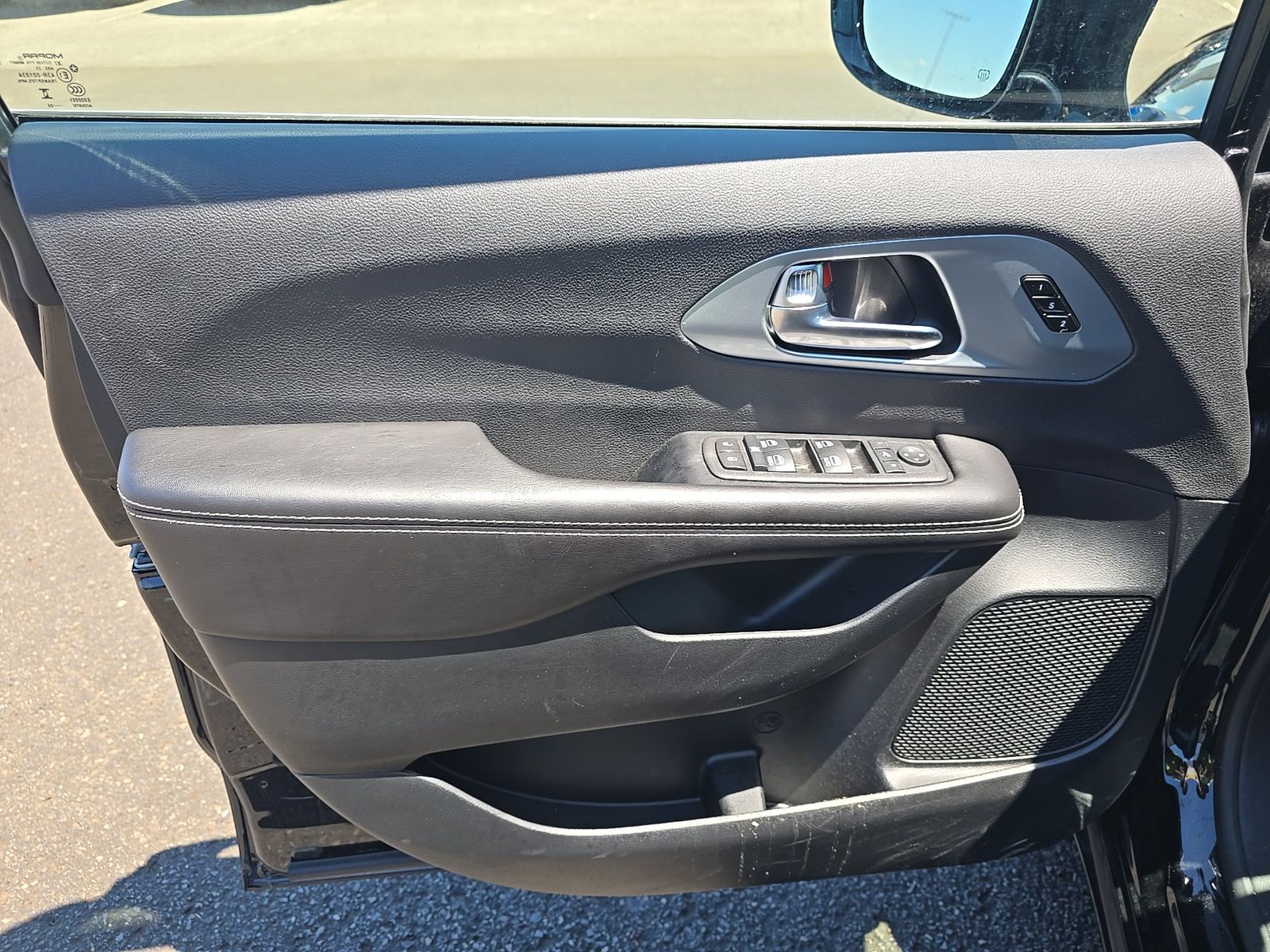 2026 Chrysler Pacifica Limited FWD