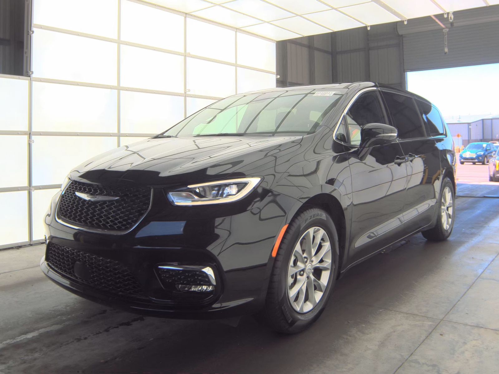 2026 Chrysler Pacifica Limited FWD