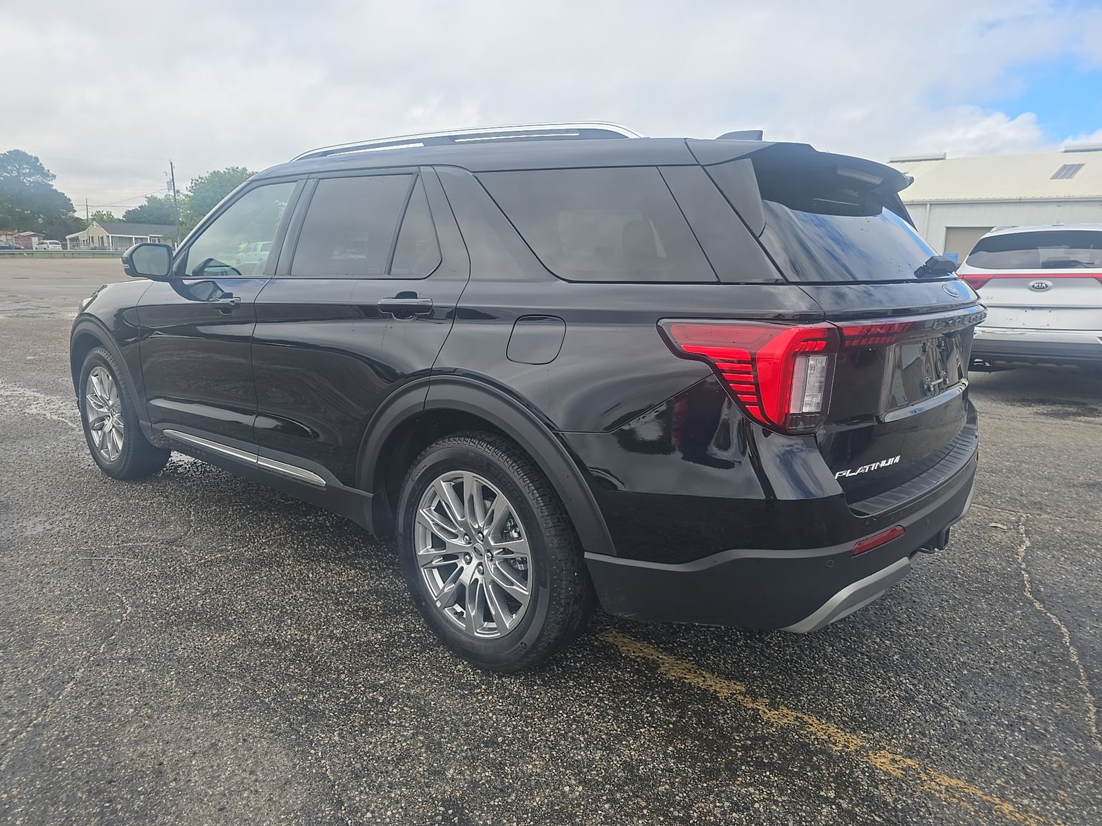 2025 Ford Explorer Platinum RWD