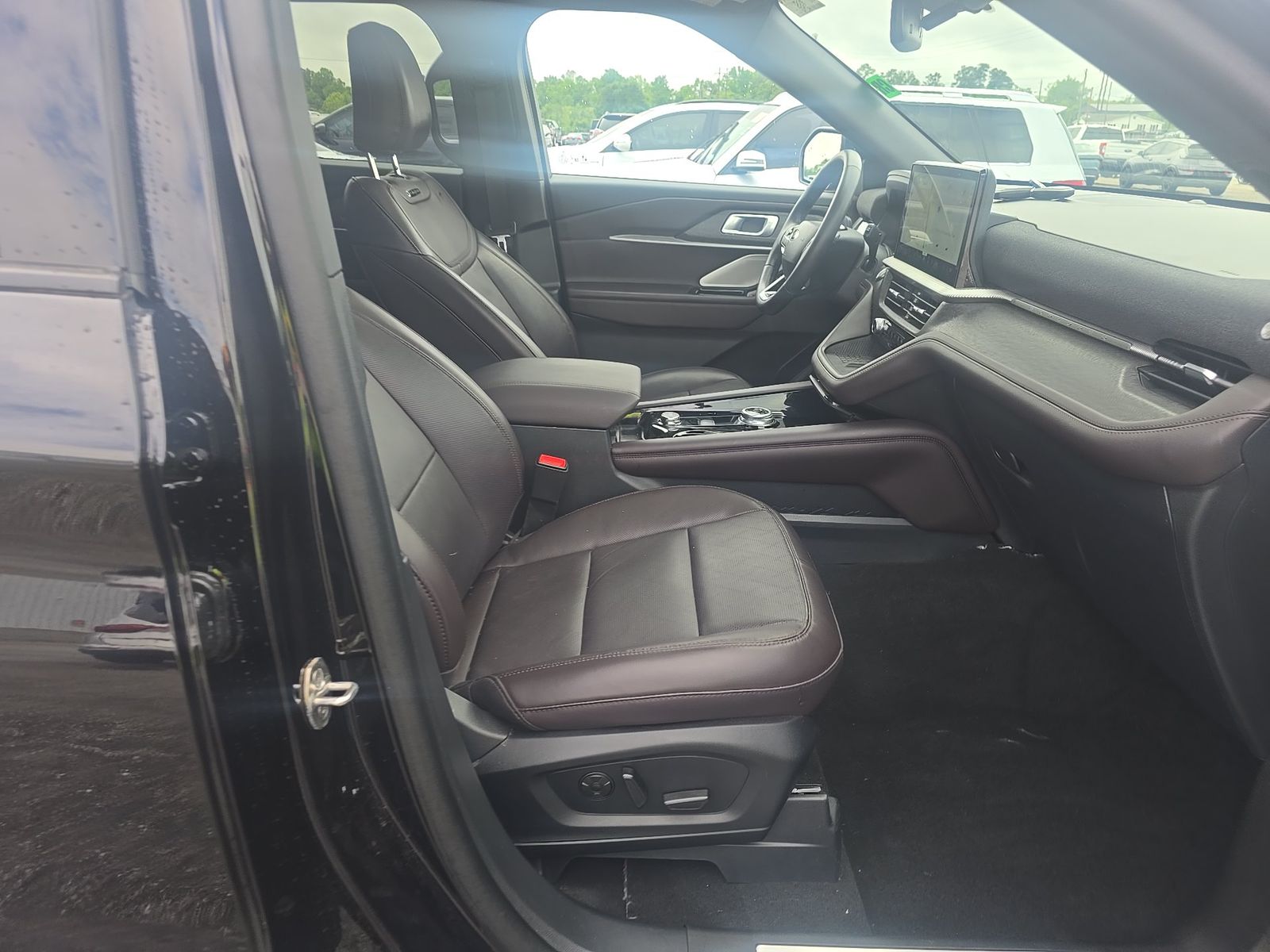 2025 Ford Explorer Platinum RWD