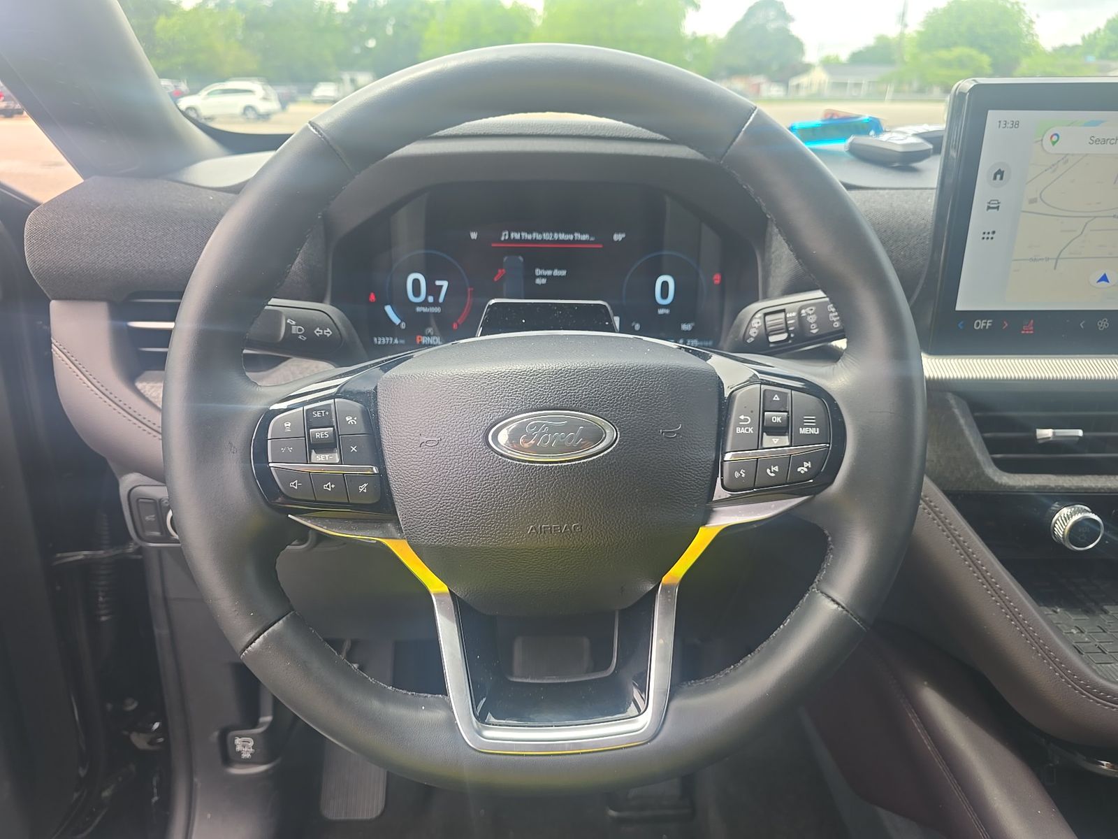 2025 Ford Explorer Platinum RWD