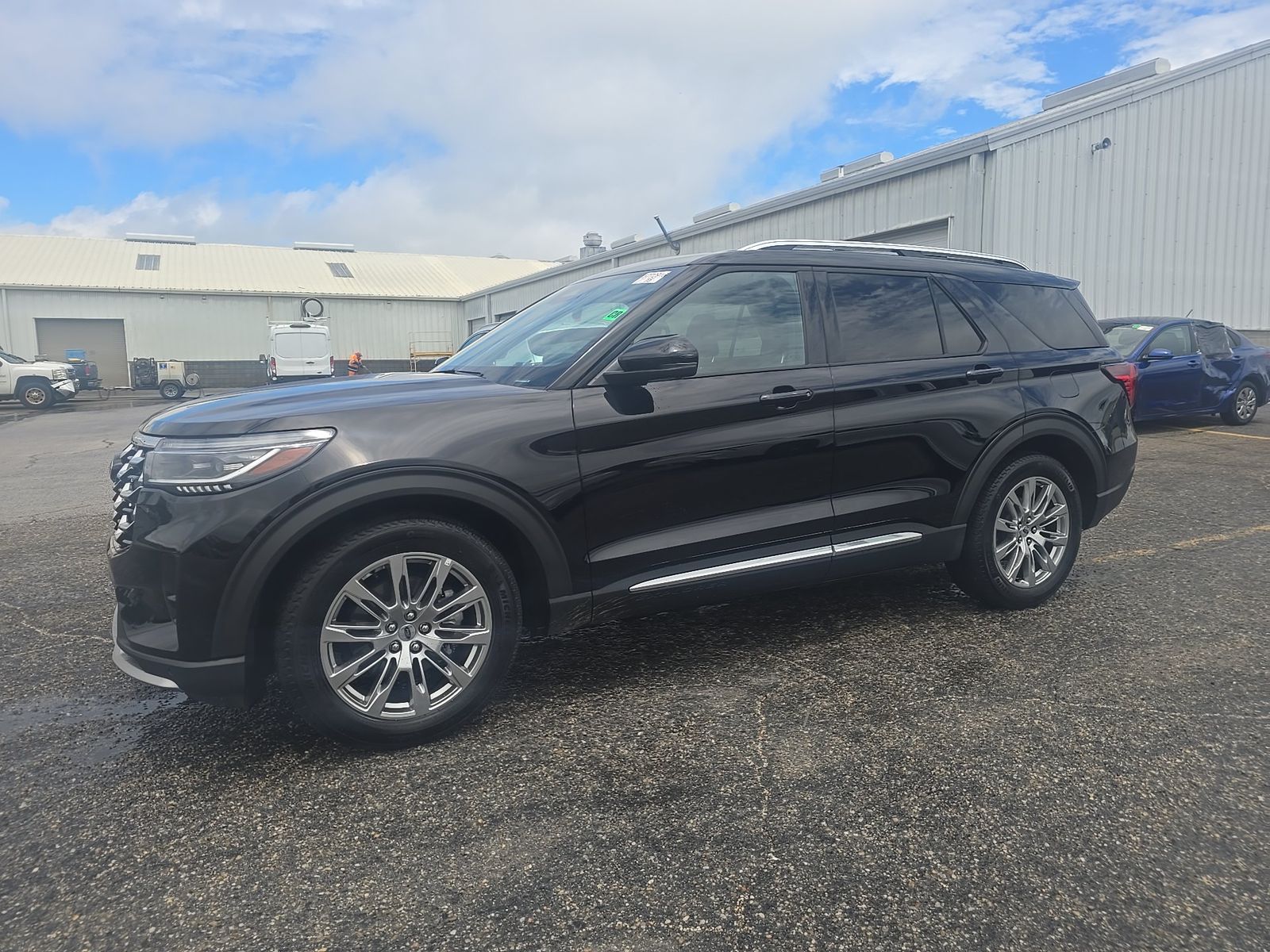 2025 Ford Explorer Platinum RWD