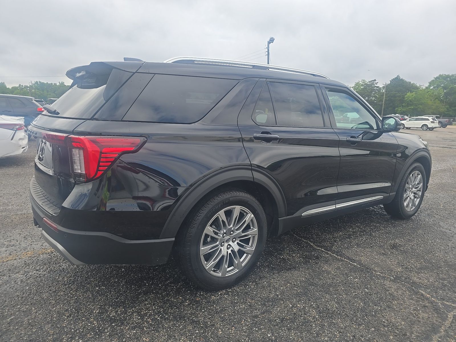 2025 Ford Explorer Platinum RWD