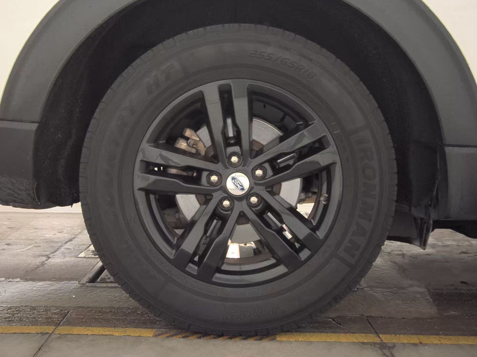 2021 Ford Explorer XLT RWD