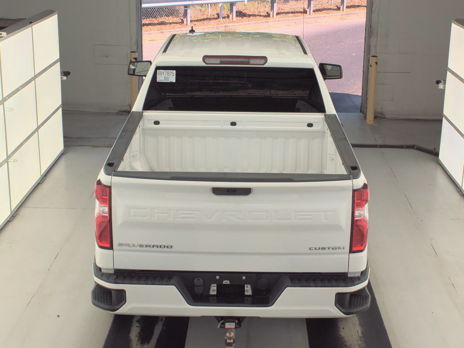 2022 Chevrolet Silverado 1500 Custom RWD