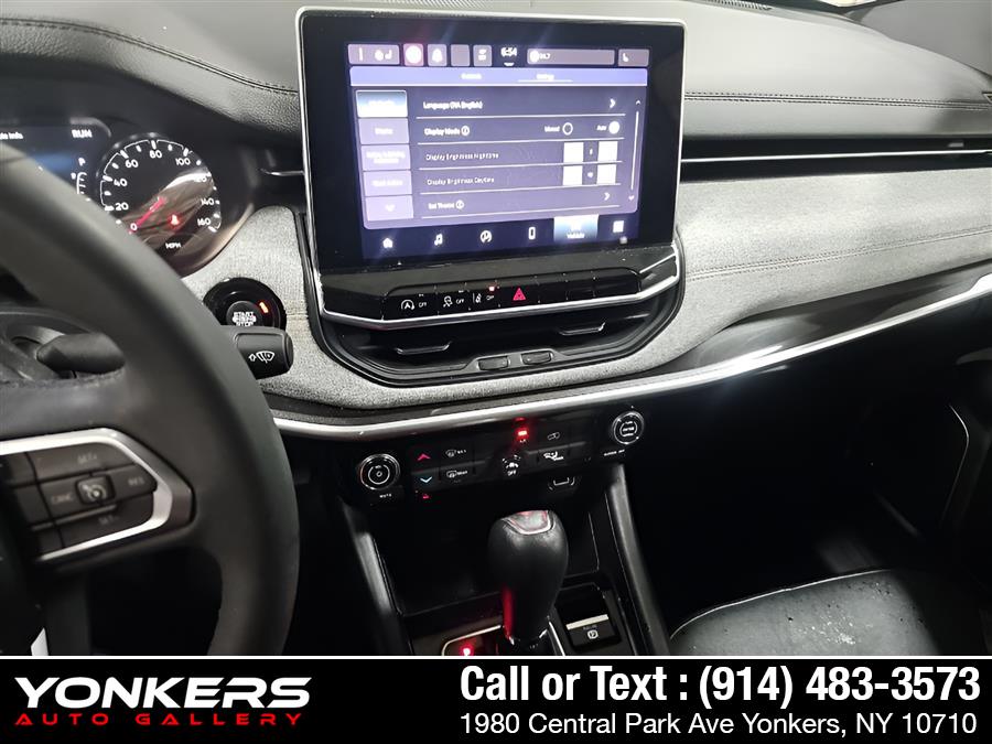 2023 Jeep Compass Latitude Lux AWD