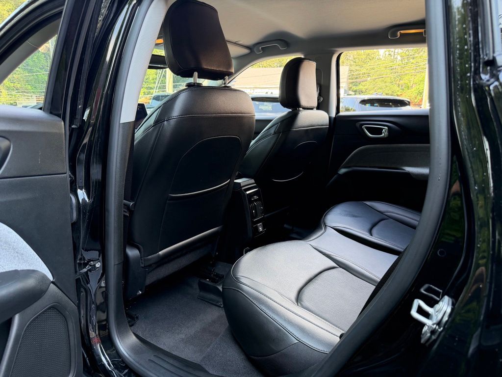 2022 Jeep Compass Latitude Lux AWD