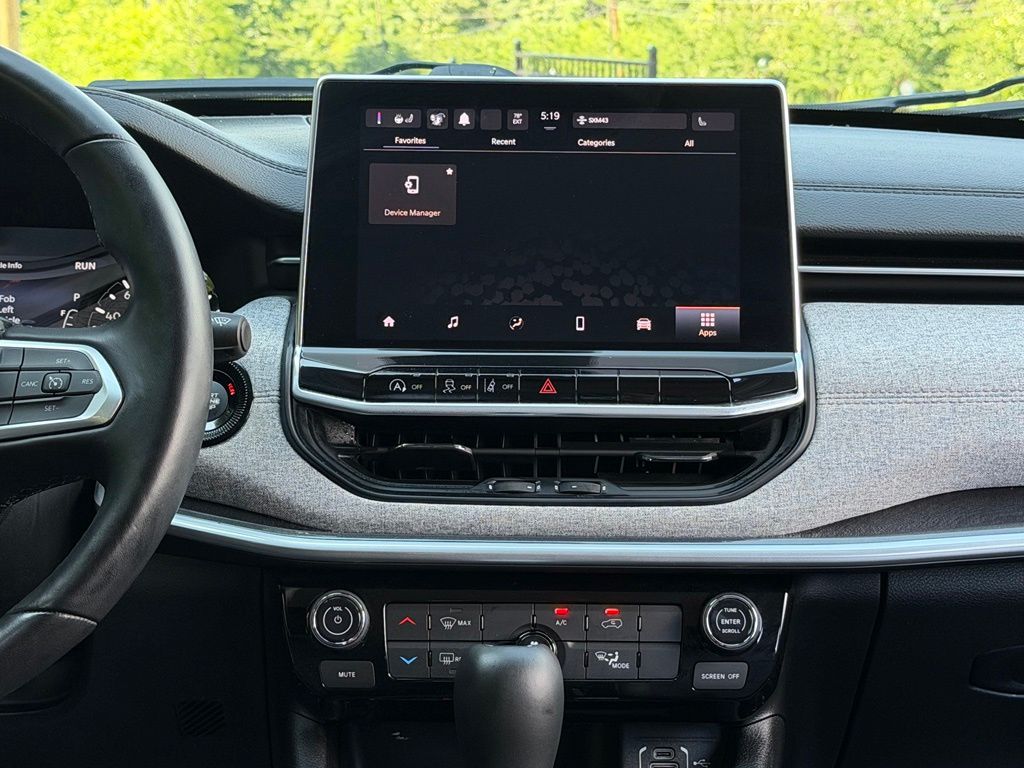 2022 Jeep Compass Latitude Lux AWD