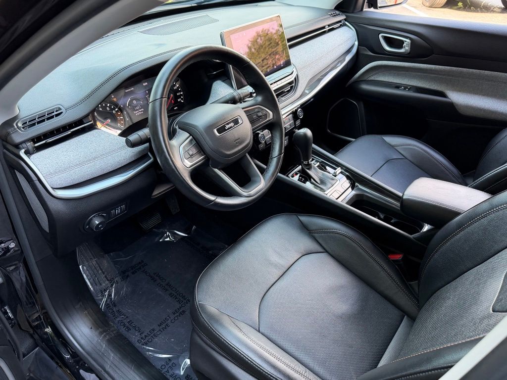 2022 Jeep Compass Latitude Lux AWD