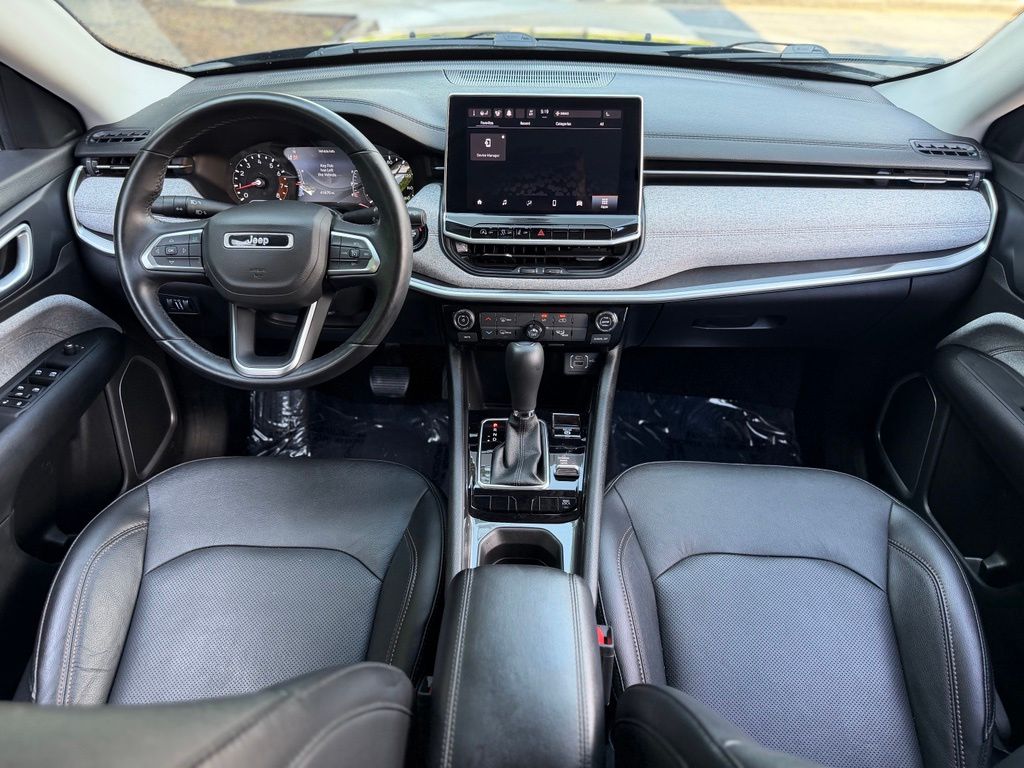 2022 Jeep Compass Latitude Lux AWD