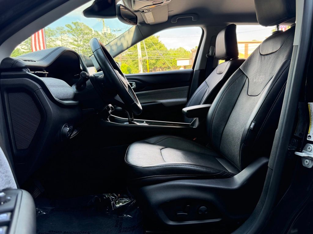 2022 Jeep Compass Latitude Lux AWD