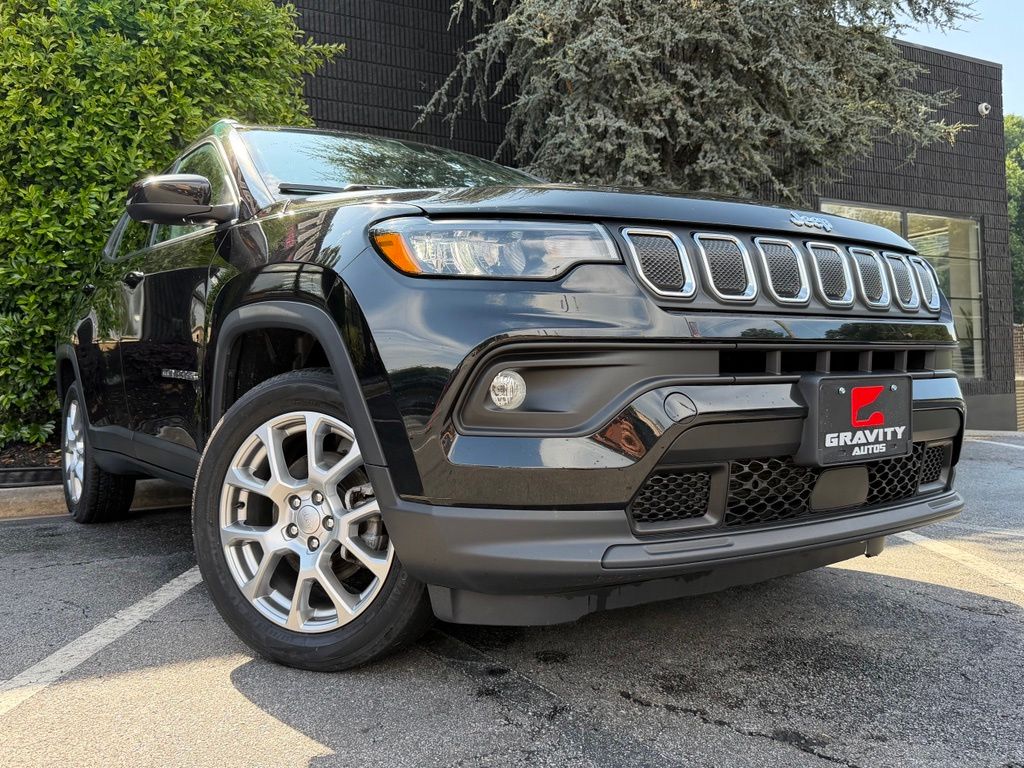 2022 Jeep Compass Latitude Lux AWD