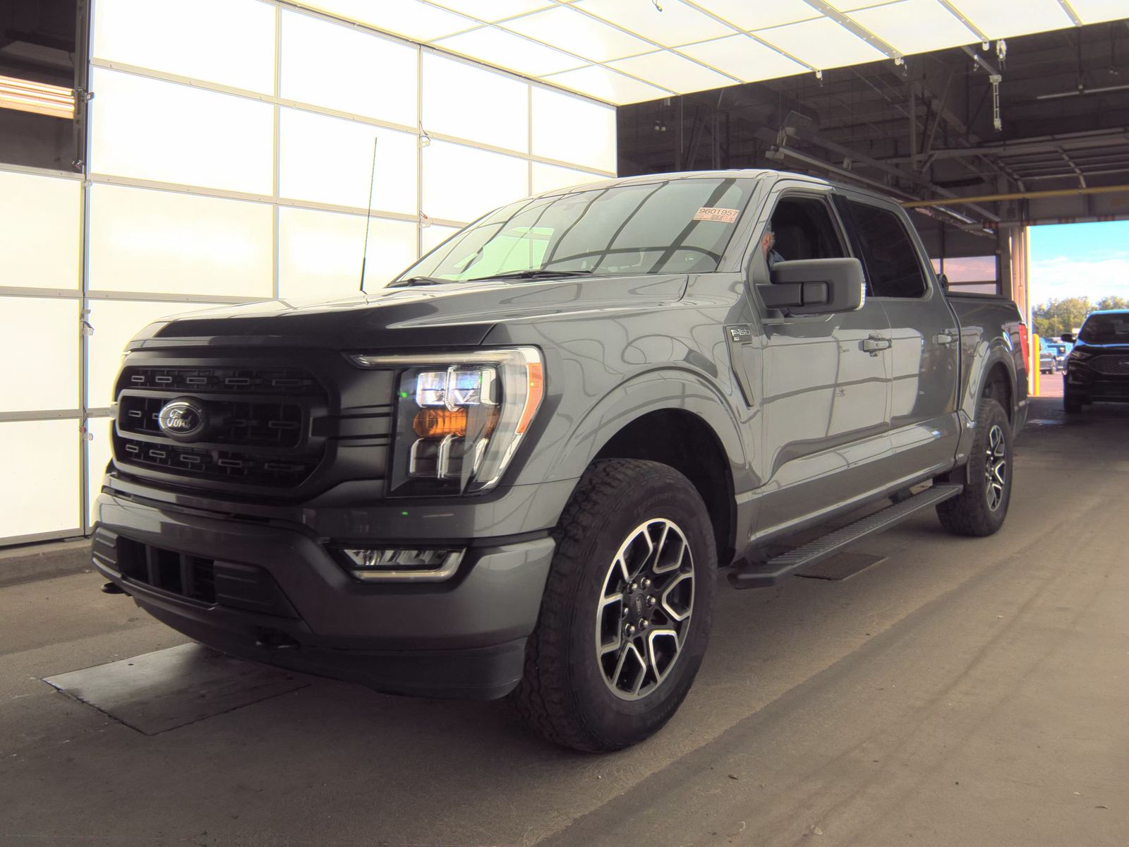 2023 Ford F-150 XLT AWD