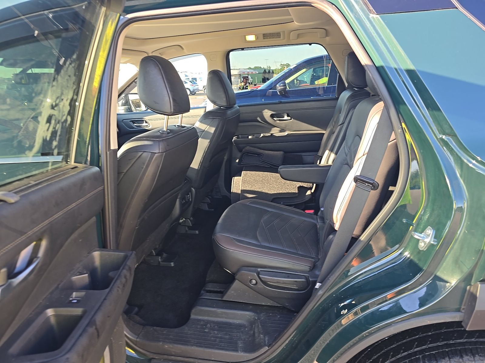 2025 Nissan Pathfinder Platinum AWD