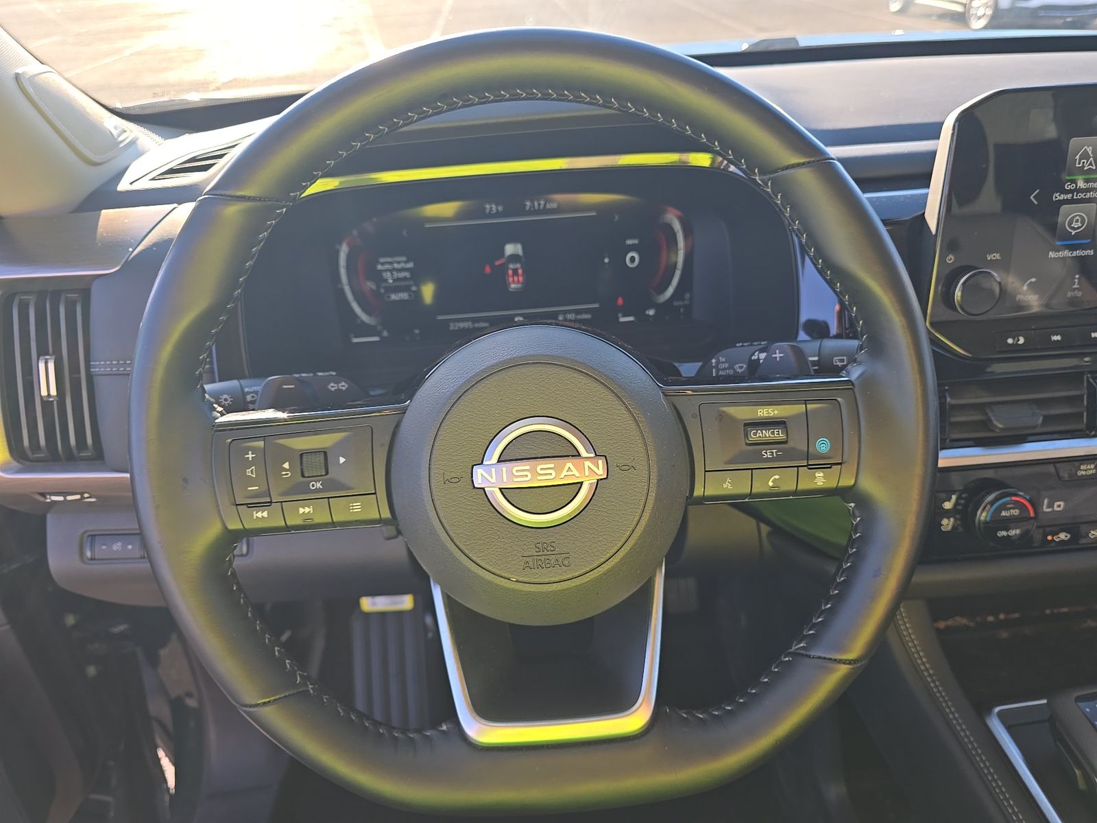 2025 Nissan Pathfinder Platinum AWD