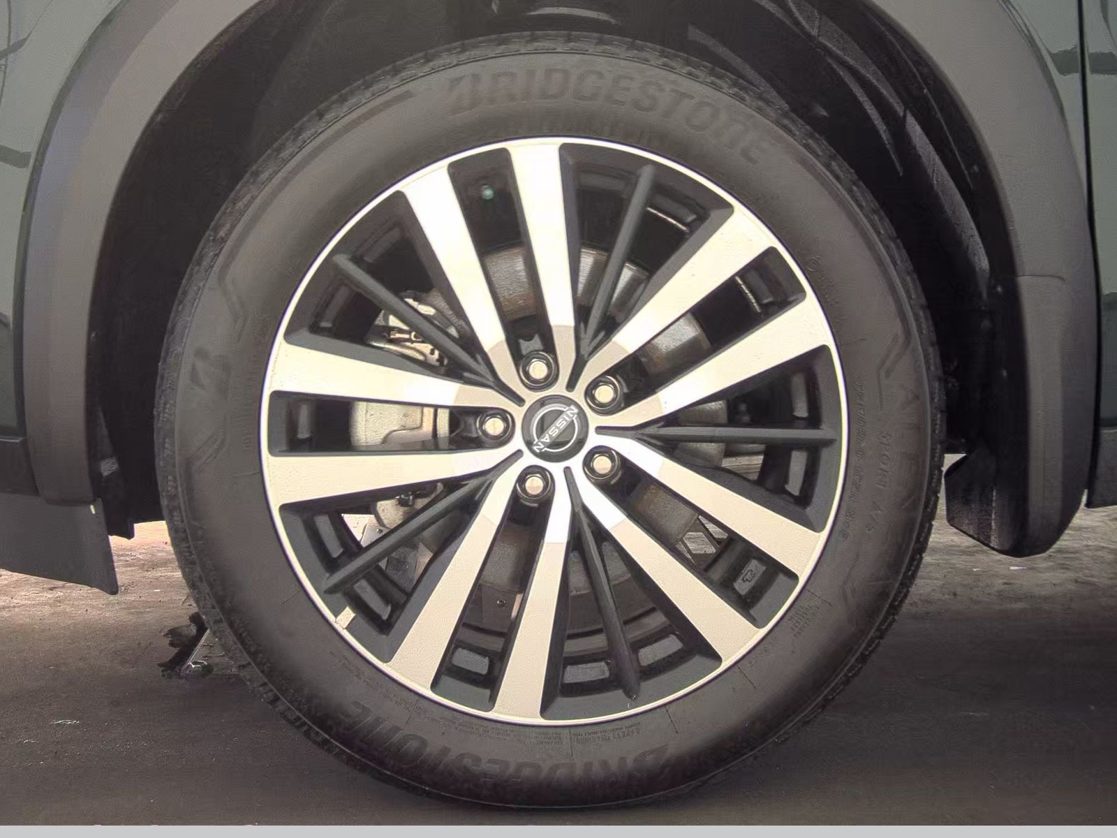 2025 Nissan Pathfinder Platinum AWD