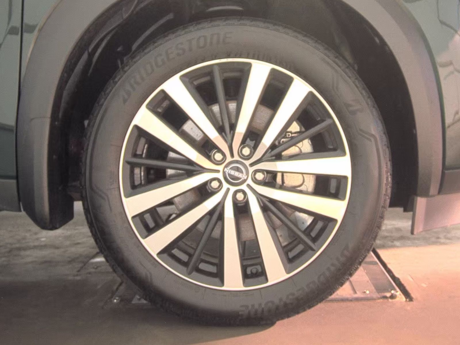 2025 Nissan Pathfinder Platinum AWD
