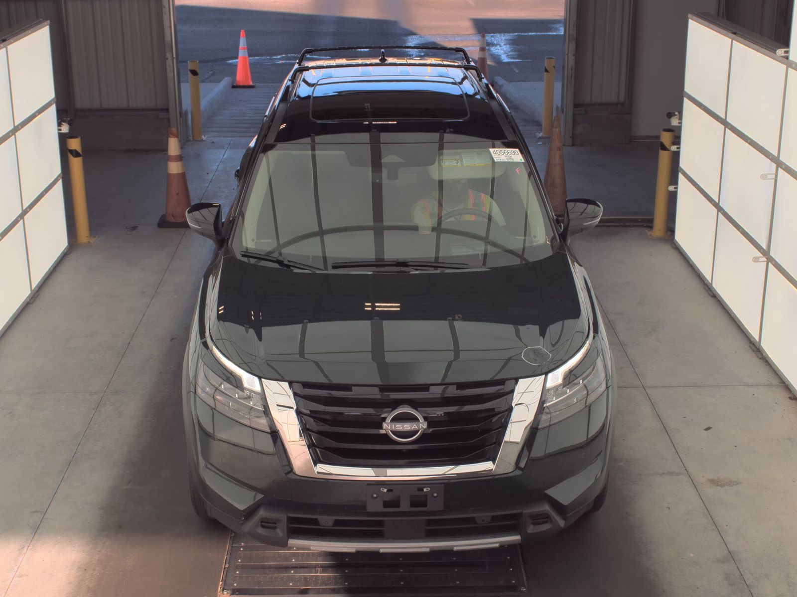 2025 Nissan Pathfinder Platinum AWD