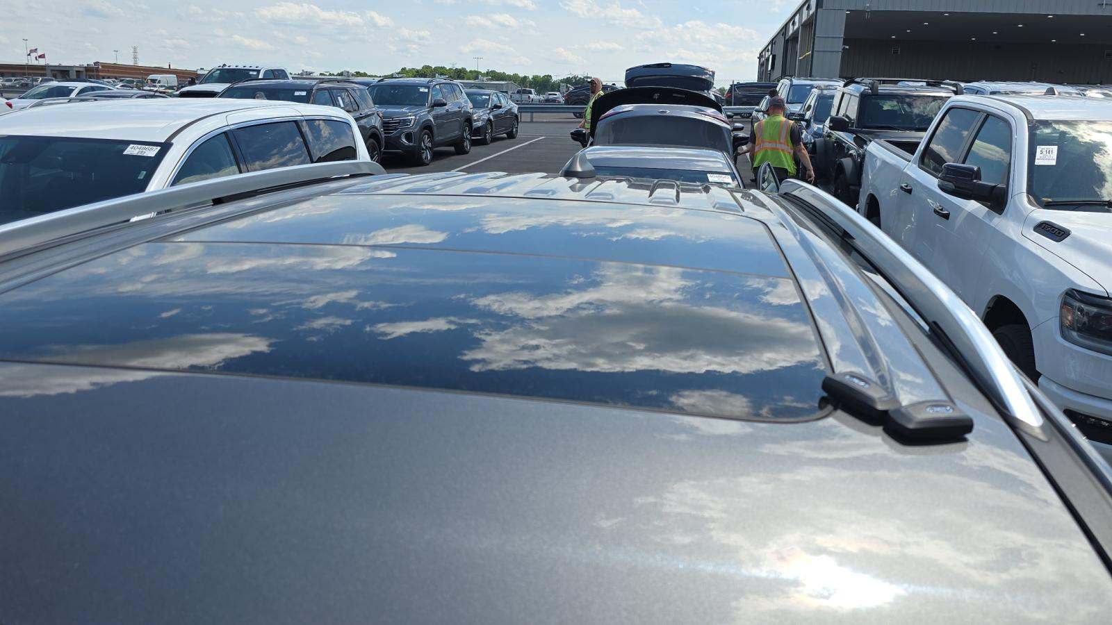 2025 Ford Explorer Platinum FWD