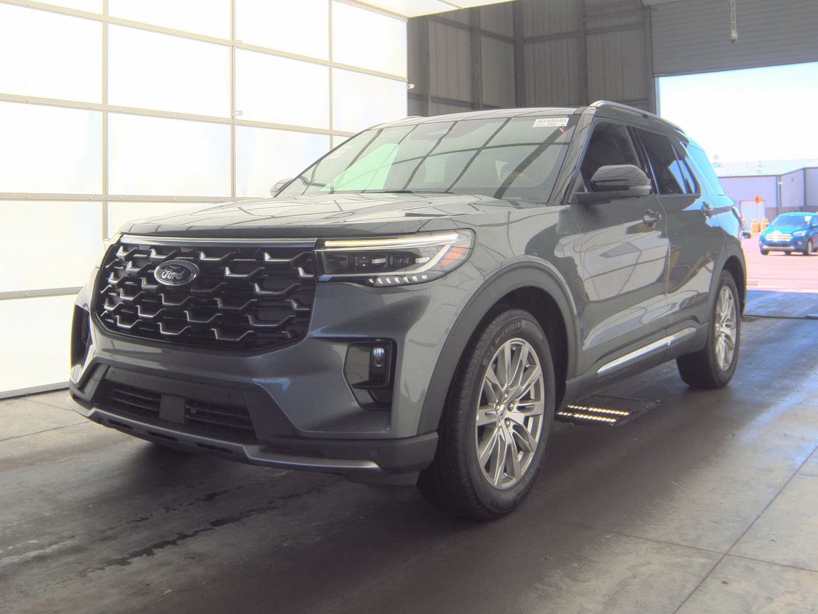 2025 Ford Explorer Platinum FWD