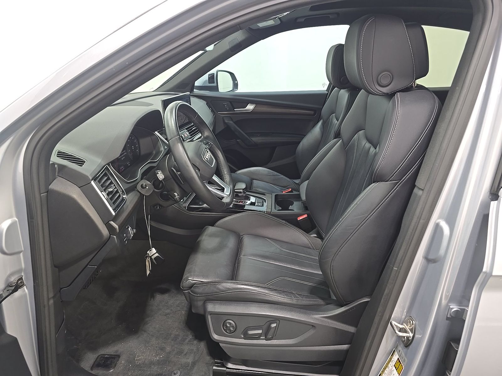 2023 Audi Q5 S line Premium Plus AWD