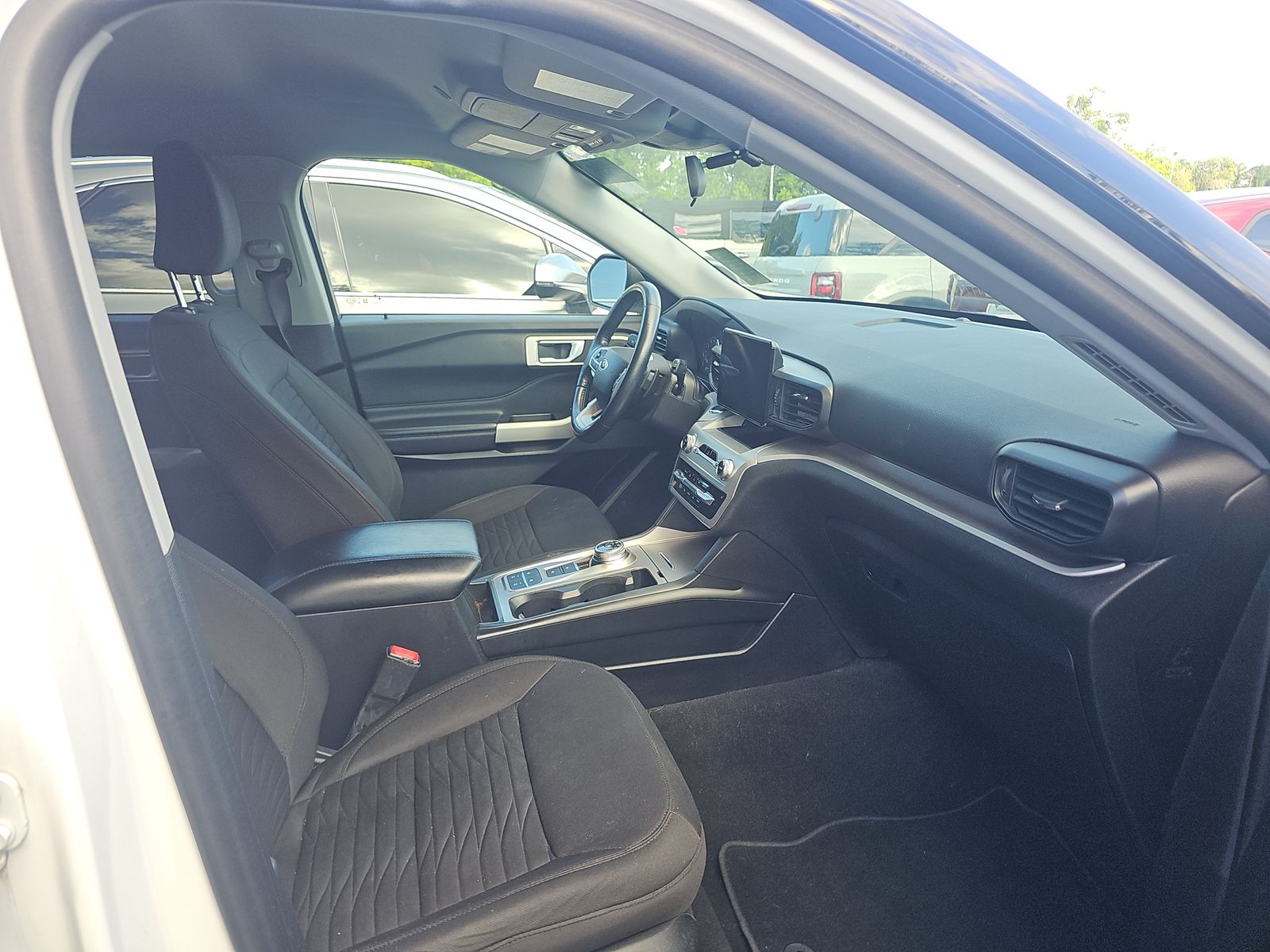 2021 Ford Explorer XLT RWD