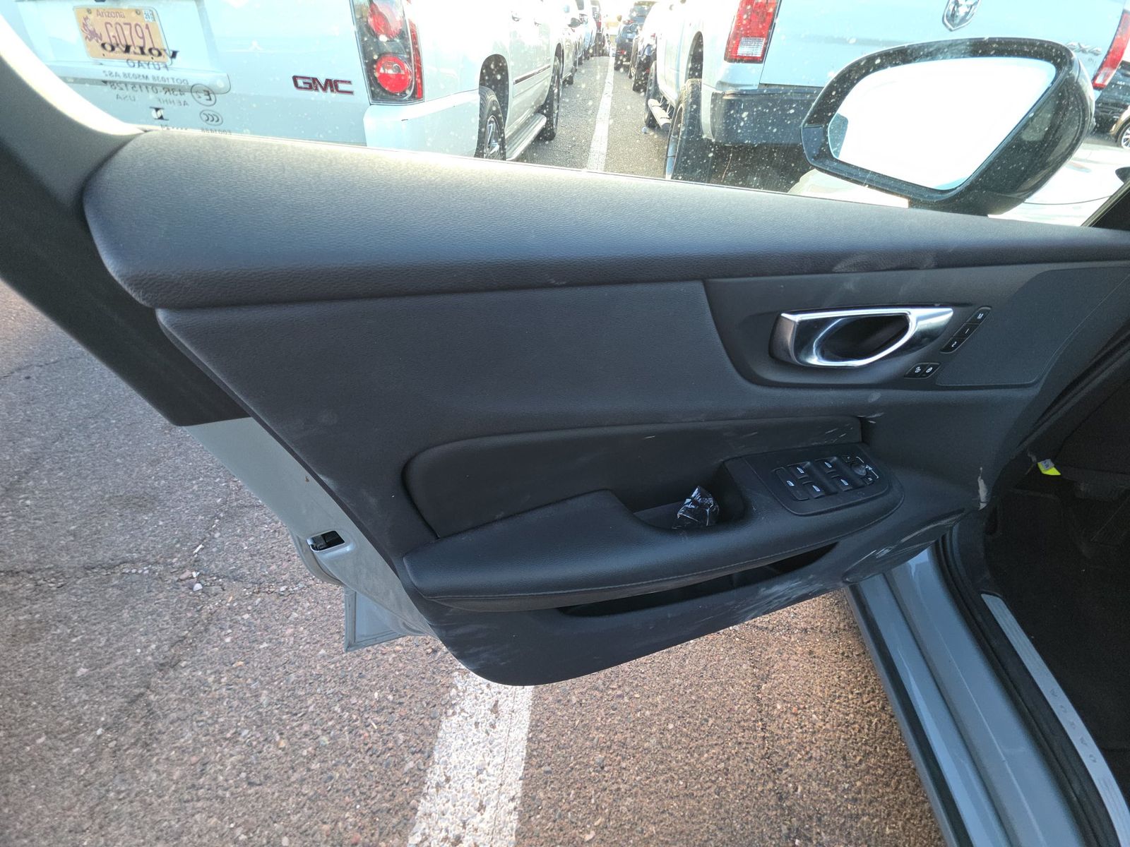 2024 Volvo S60 B5 Core FWD