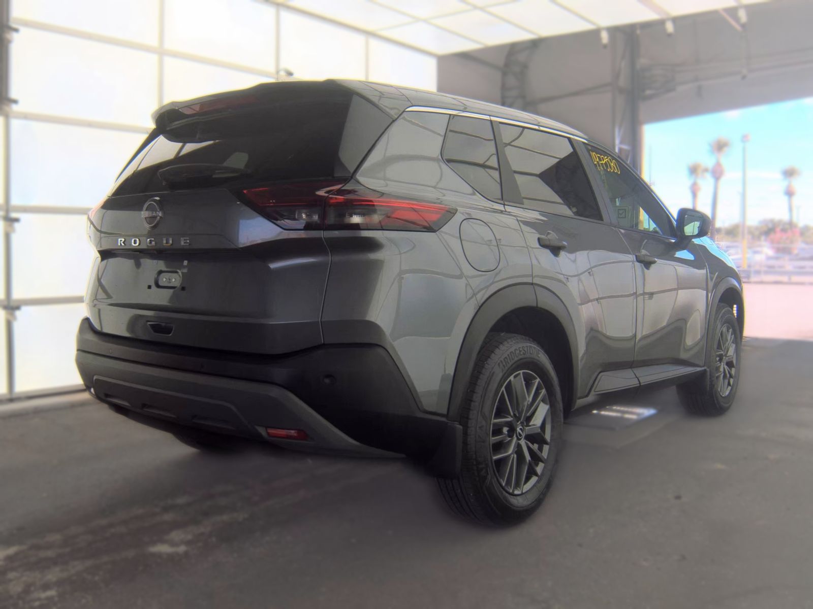 2023 Nissan Rogue S FWD