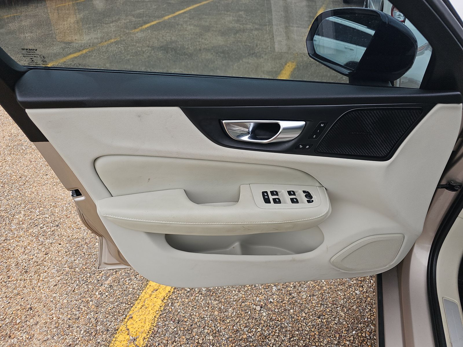 2023 Volvo S60 Recharge T8 Plus FWD