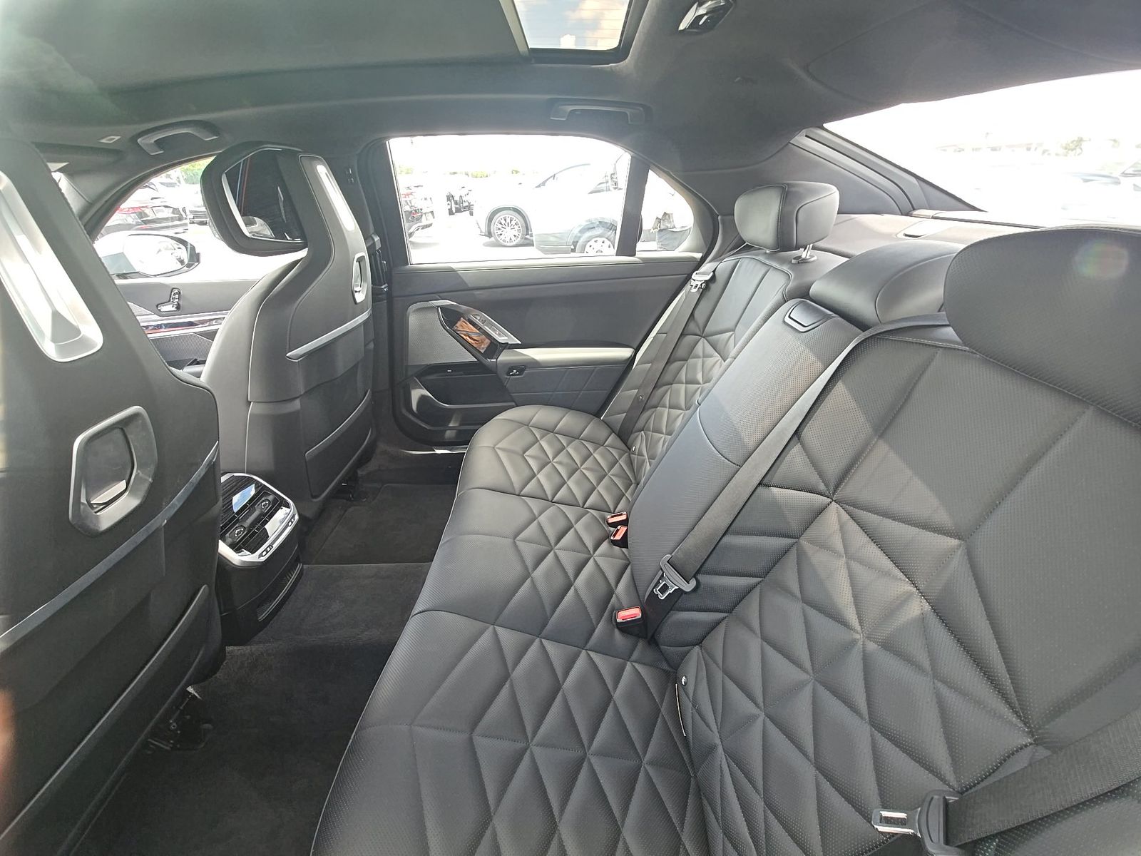 2025 BMW 7 Series 740i xDrive AWD