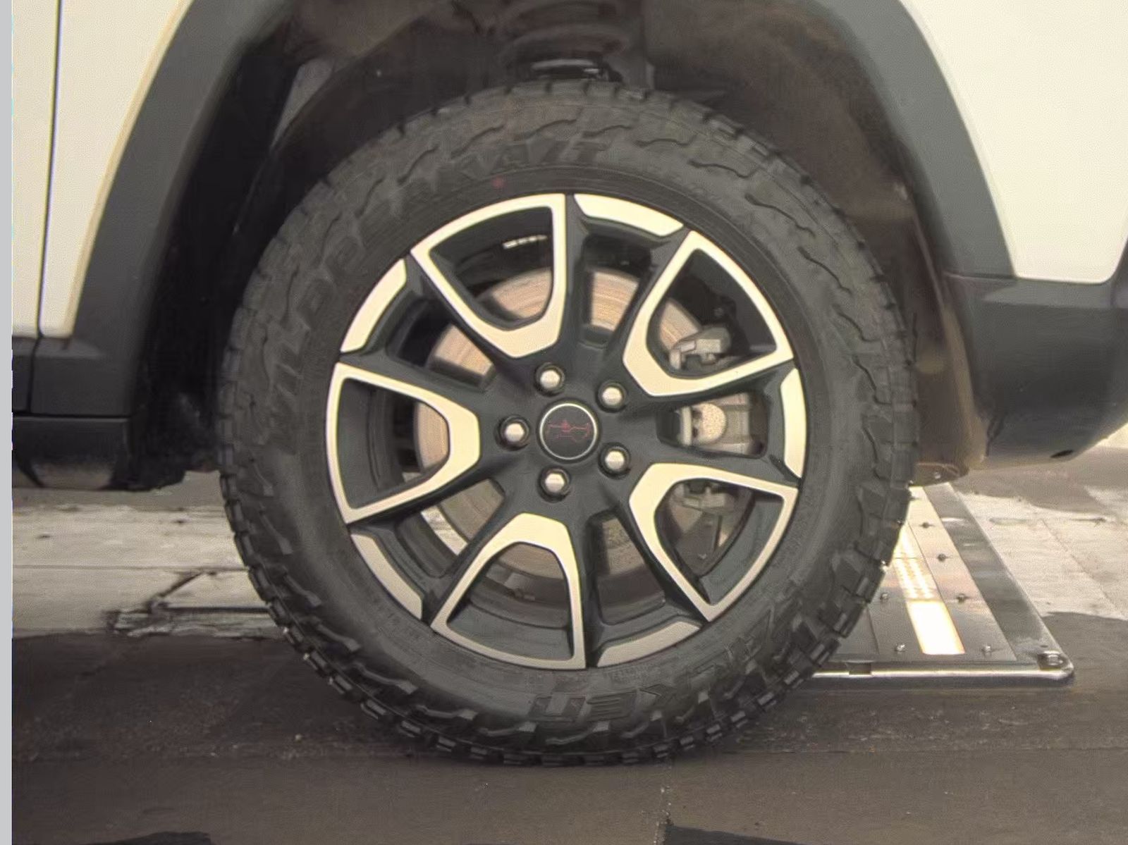 2025 Jeep Compass Trailhawk AWD