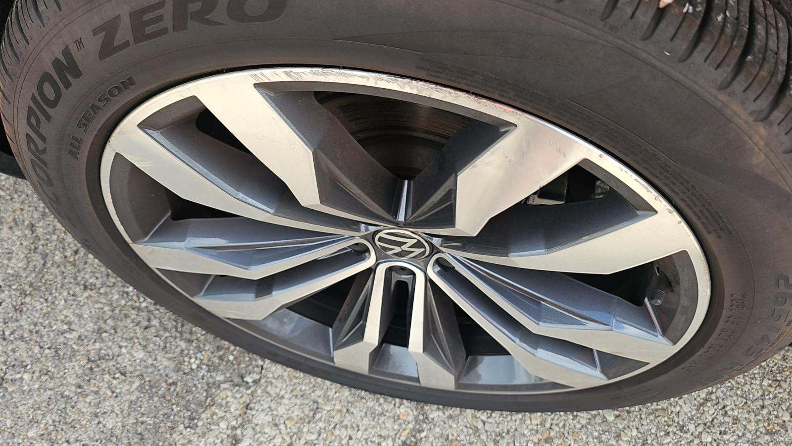 2023 Volkswagen Atlas 3.6L SEL Premium R-Line FWD