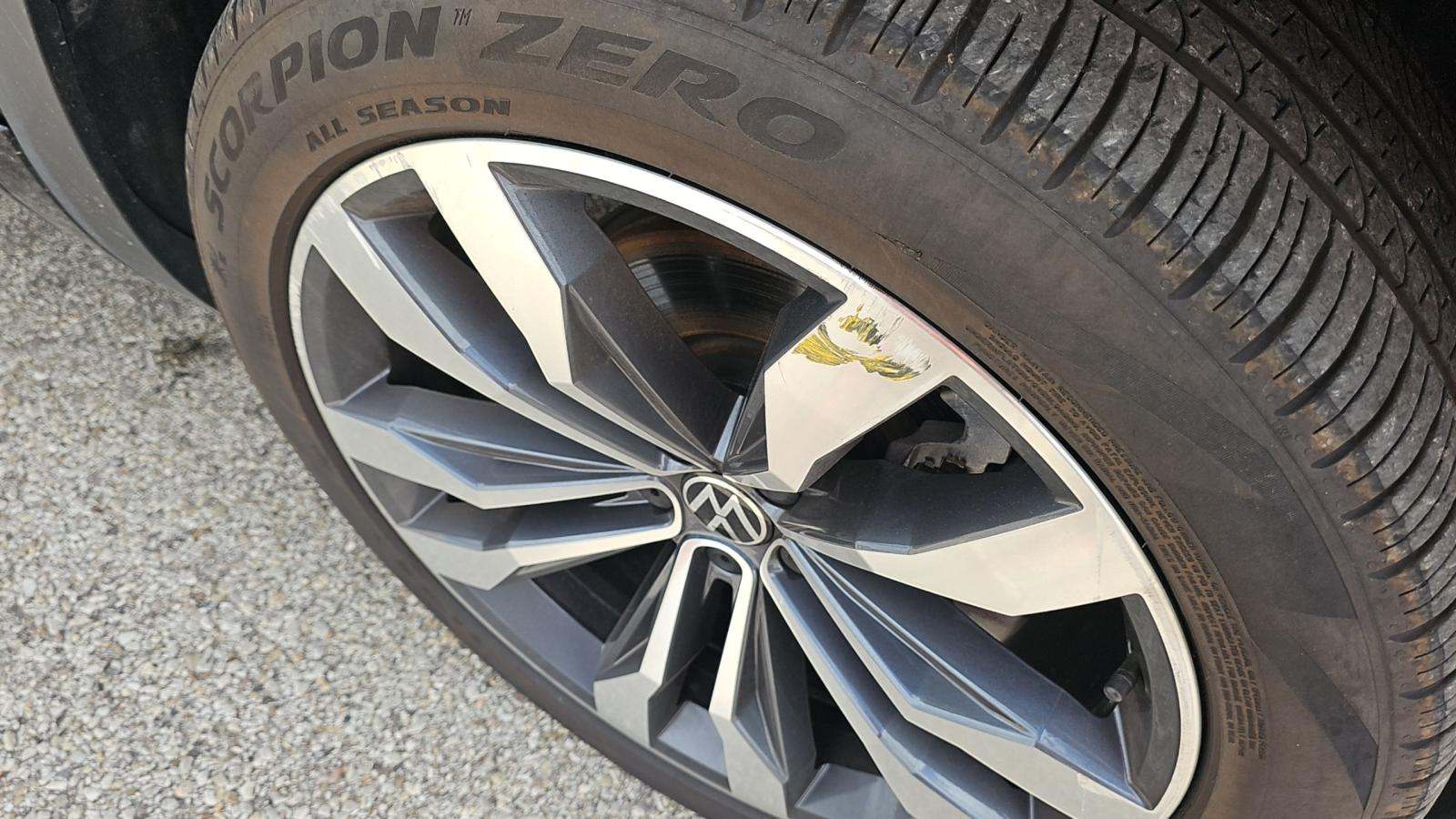 2023 Volkswagen Atlas 3.6L SEL Premium R-Line FWD