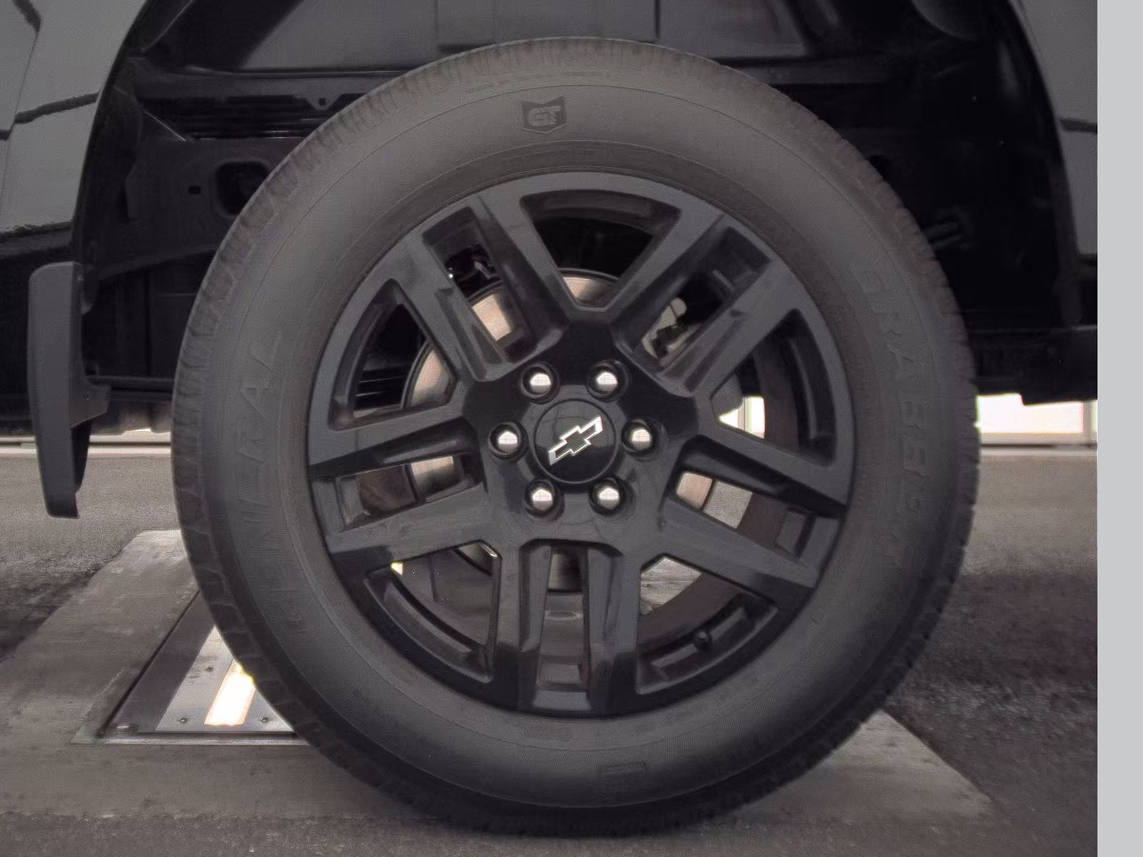2022 Chevrolet Silverado 1500 Custom RWD