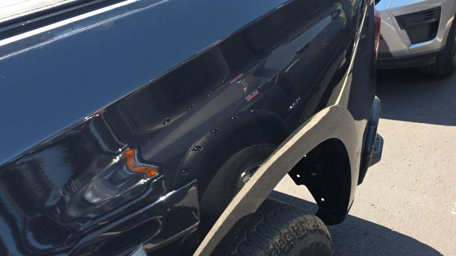 2022 Chevrolet Silverado 1500 Custom AWD